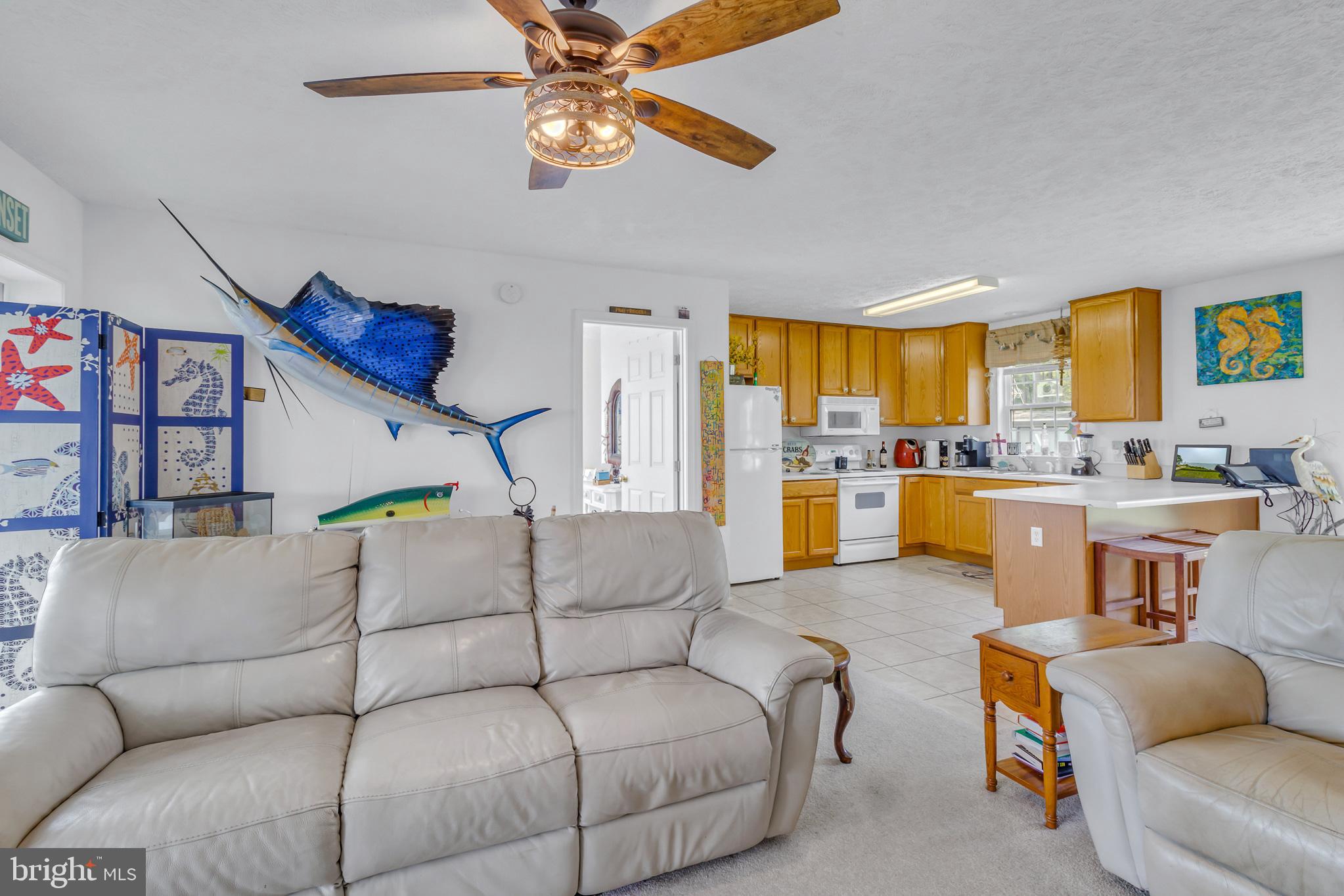 FLEETON BEACH - Residential