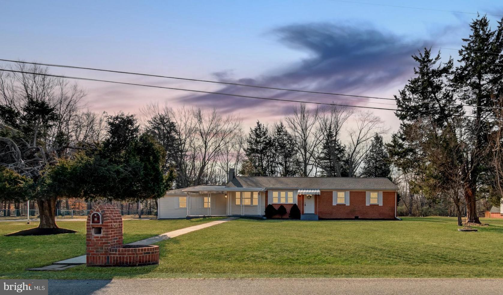 WARREN J WILLETT'S SUB - Residential