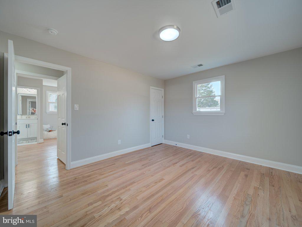 WARREN J WILLETT'S SUB - Residential