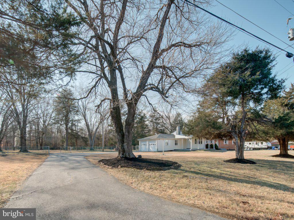 WARREN J WILLETT'S SUB - Residential