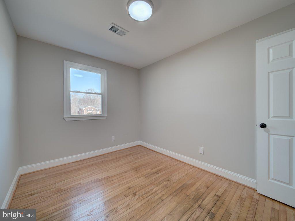 WARREN J WILLETT'S SUB - Residential