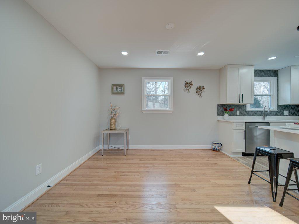 WARREN J WILLETT'S SUB - Residential