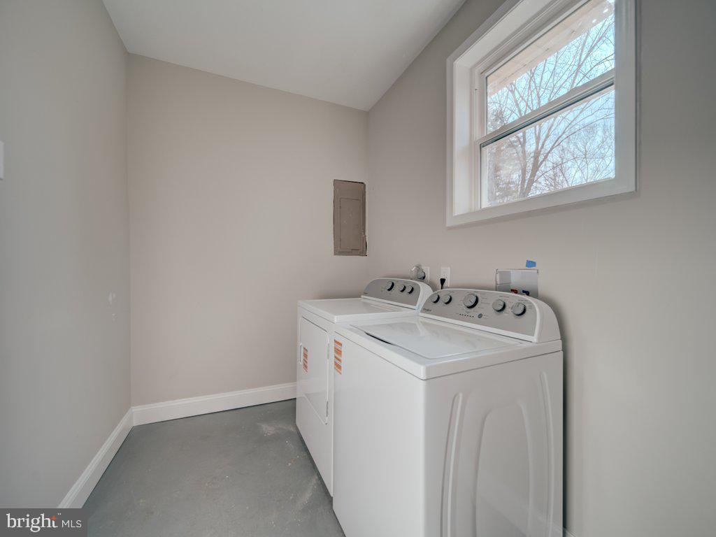 WARREN J WILLETT'S SUB - Residential