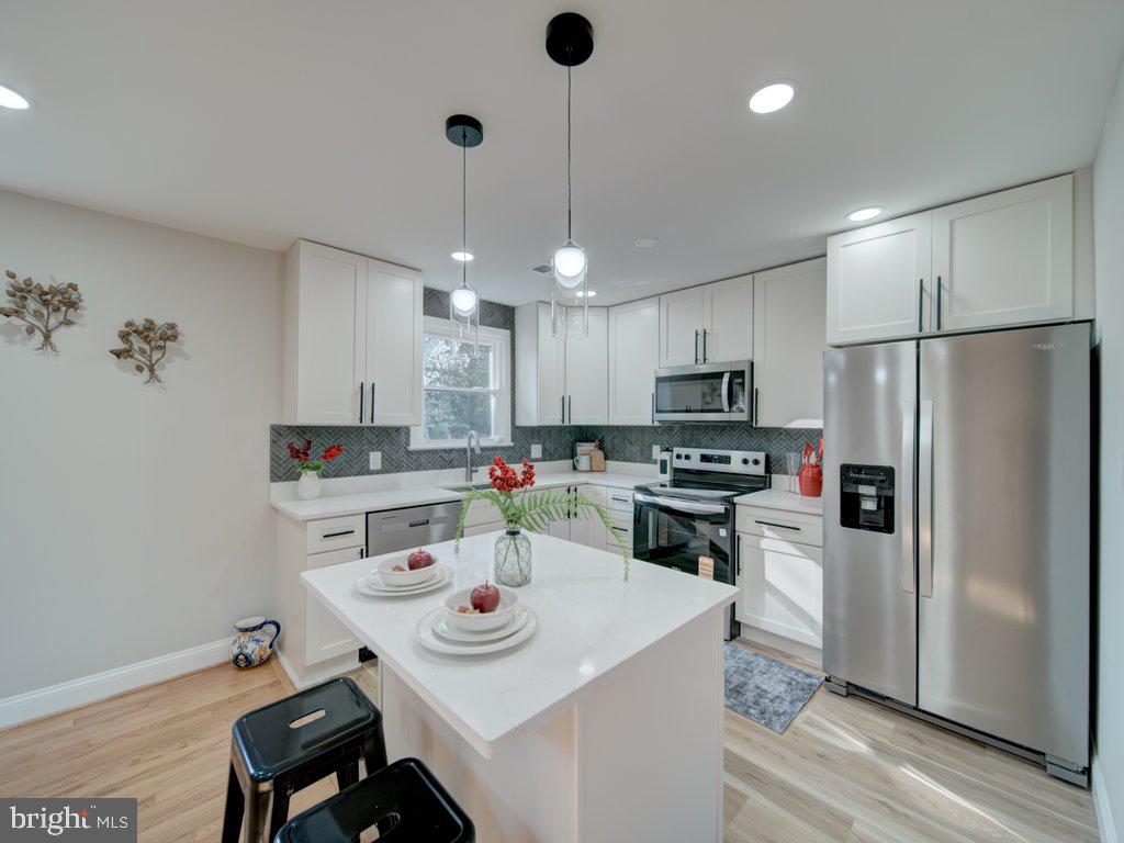 WARREN J WILLETT'S SUB - Residential