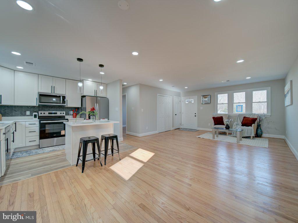 WARREN J WILLETT'S SUB - Residential