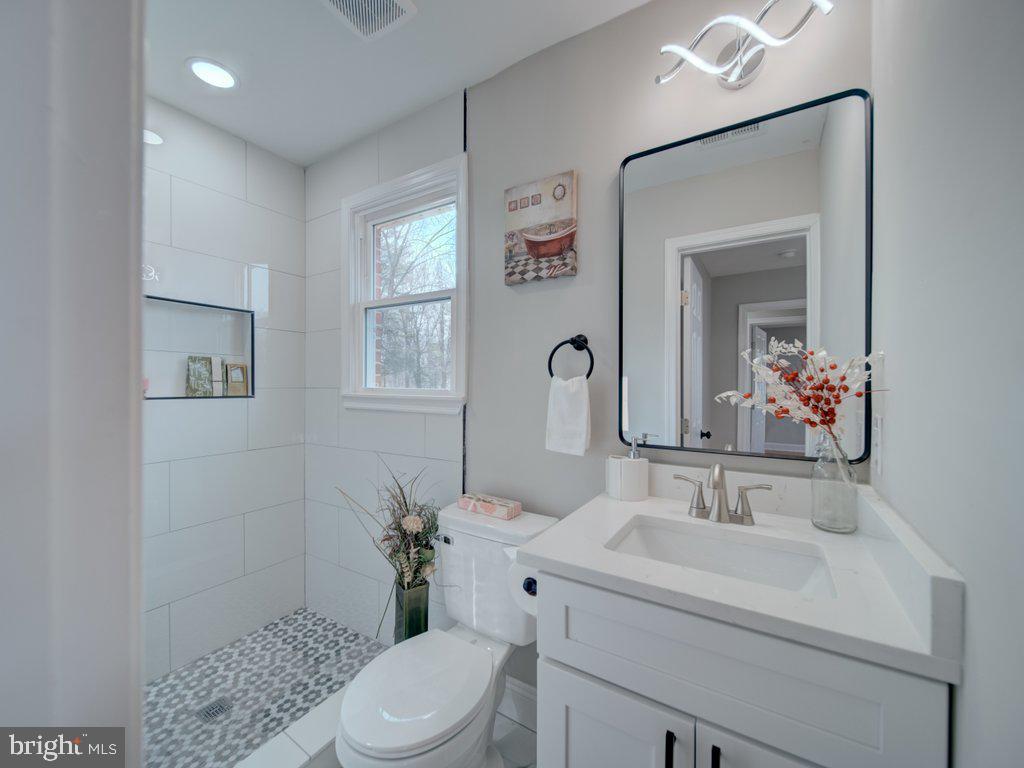 WARREN J WILLETT'S SUB - Residential