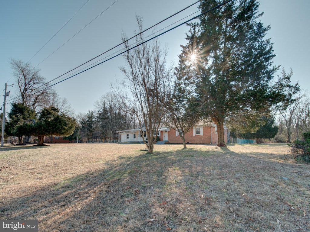 WARREN J WILLETT'S SUB - Residential