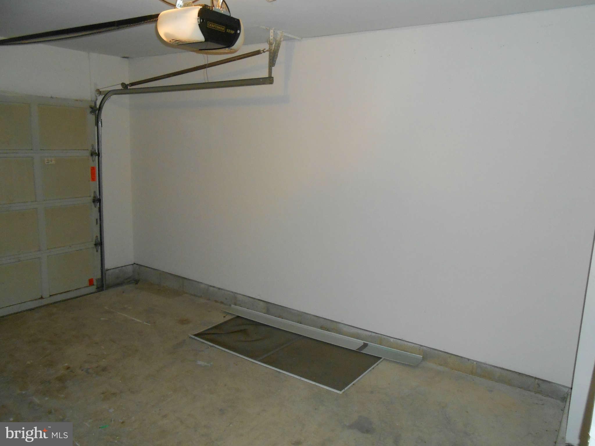 KINGSBROOK - Residential Lease