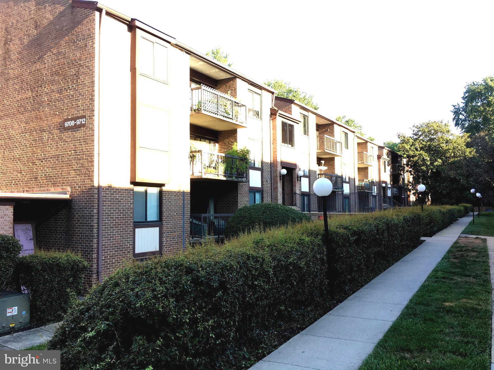 HAWTHORNE VILLAGE - Residential Lease