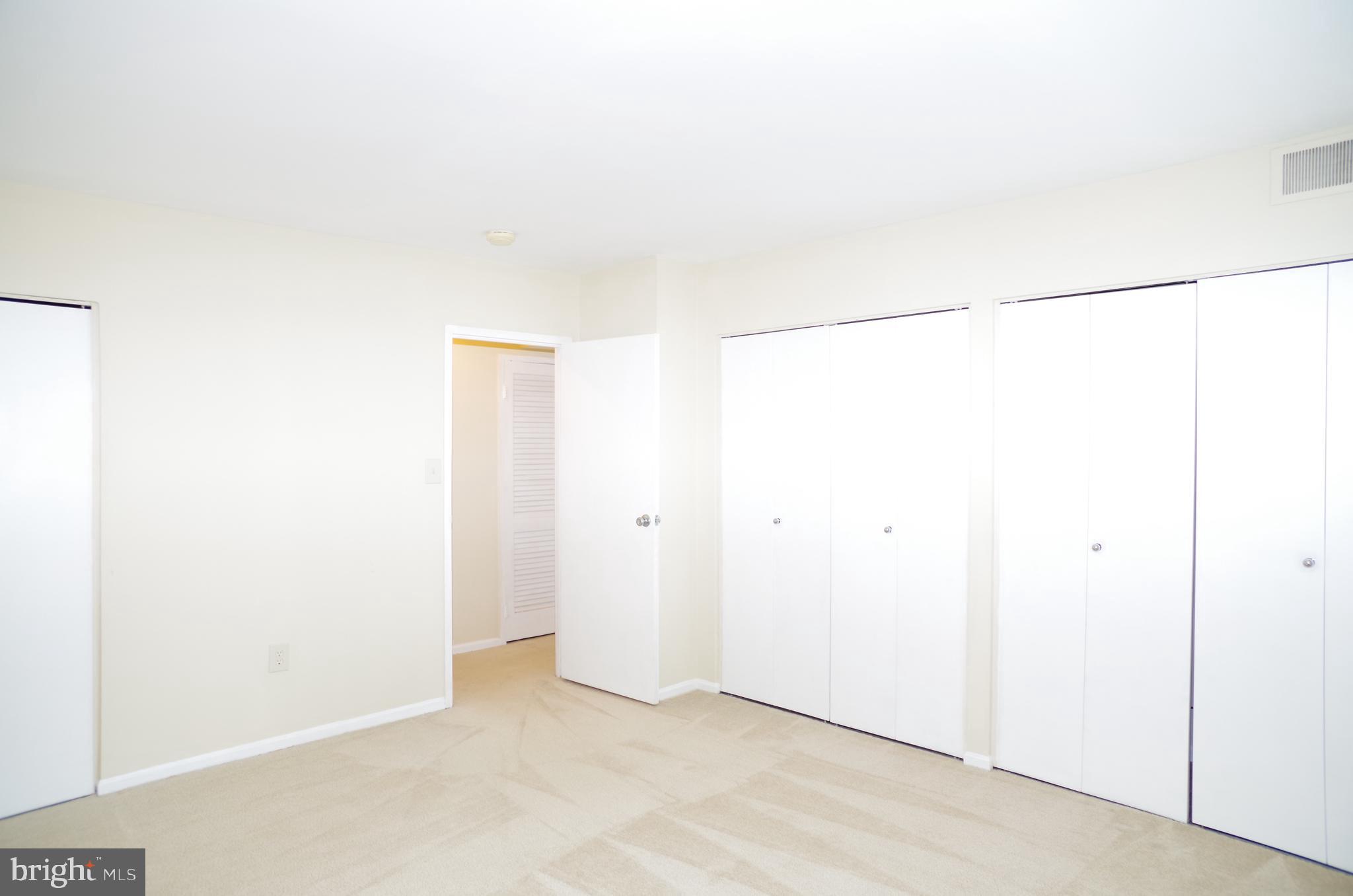 HAWTHORNE VILLAGE - Residential Lease