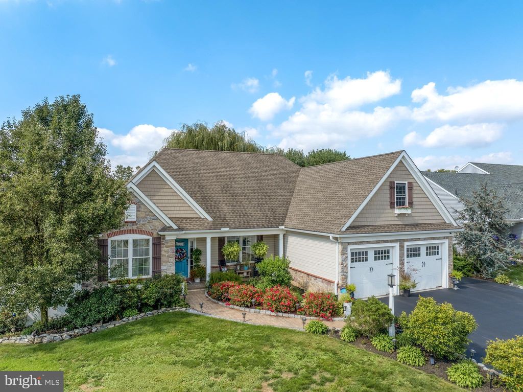 Photo of 132 Creekview Drive, PARADISE, PA 17562 (MLS # PALA2085496)
