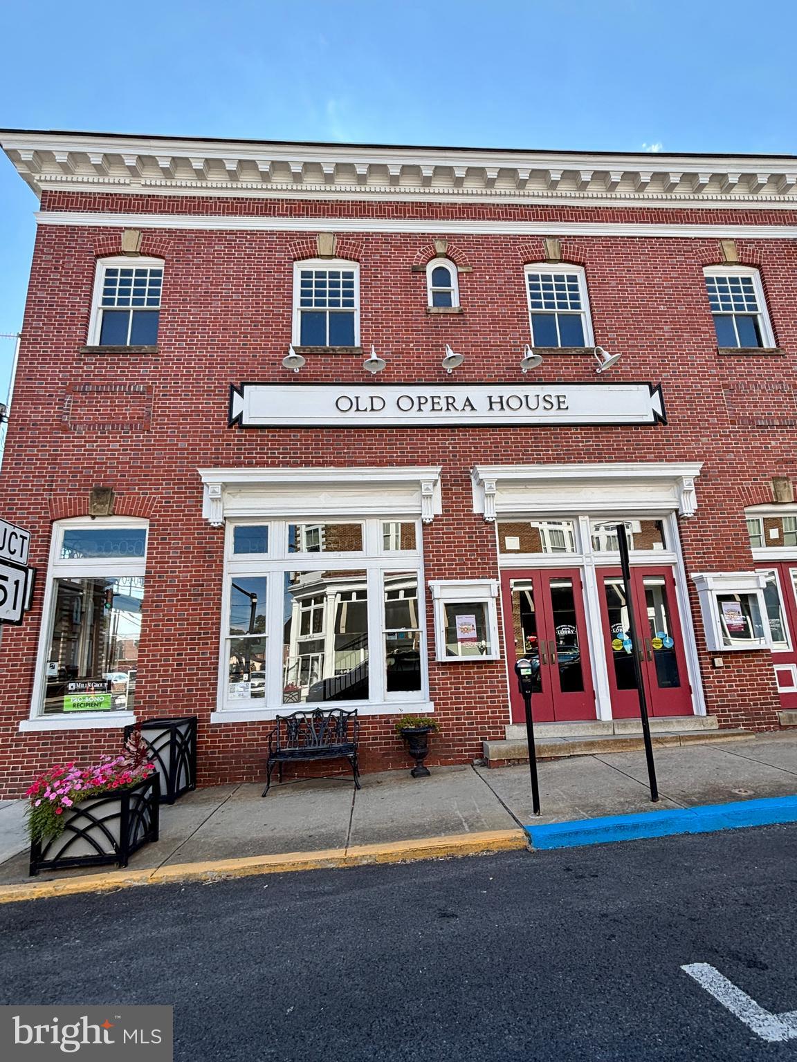 CHARLES TOWN - Residential Lease