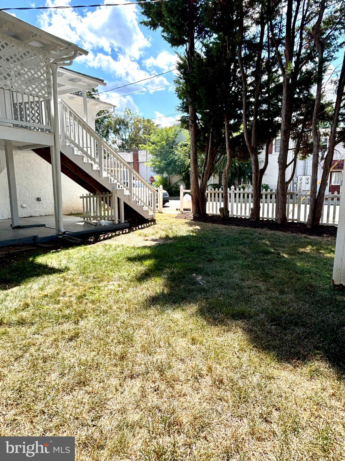 CHARLES TOWN - Residential Lease