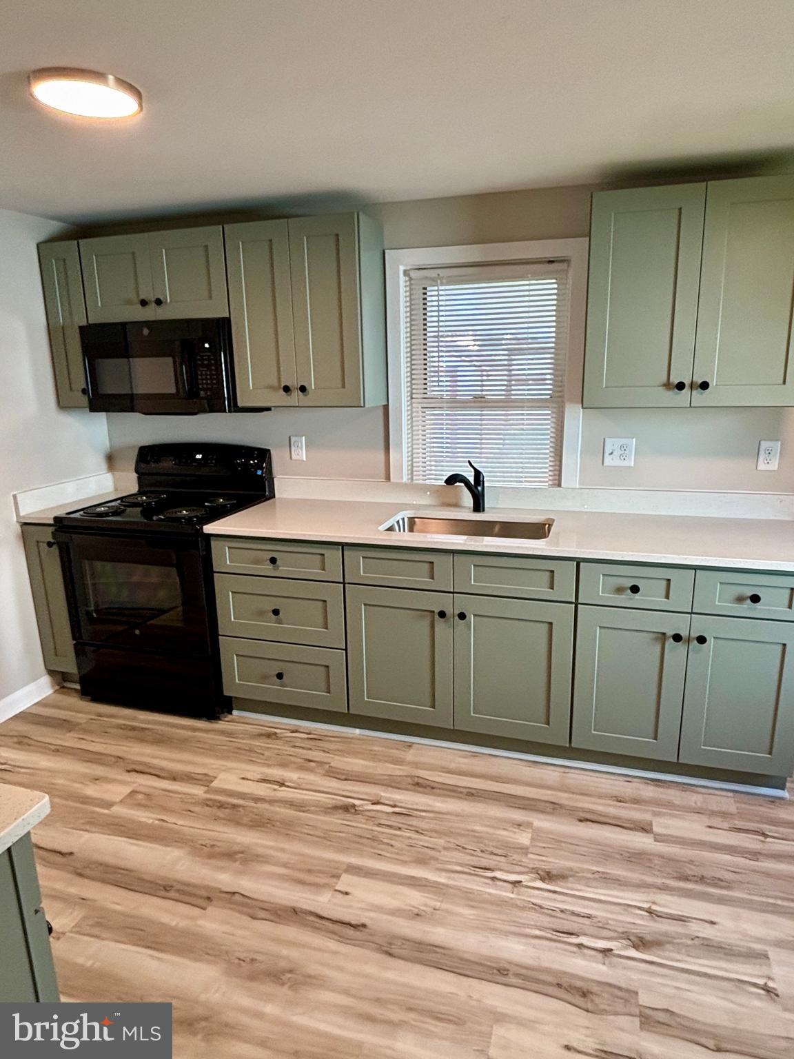 CHARLES TOWN - Residential Lease