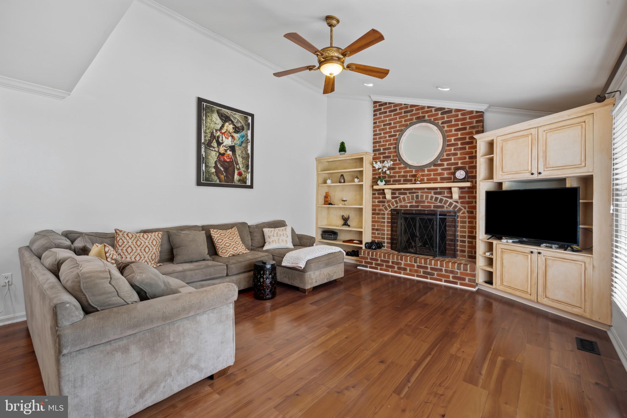 WHITTIER POND - Residential