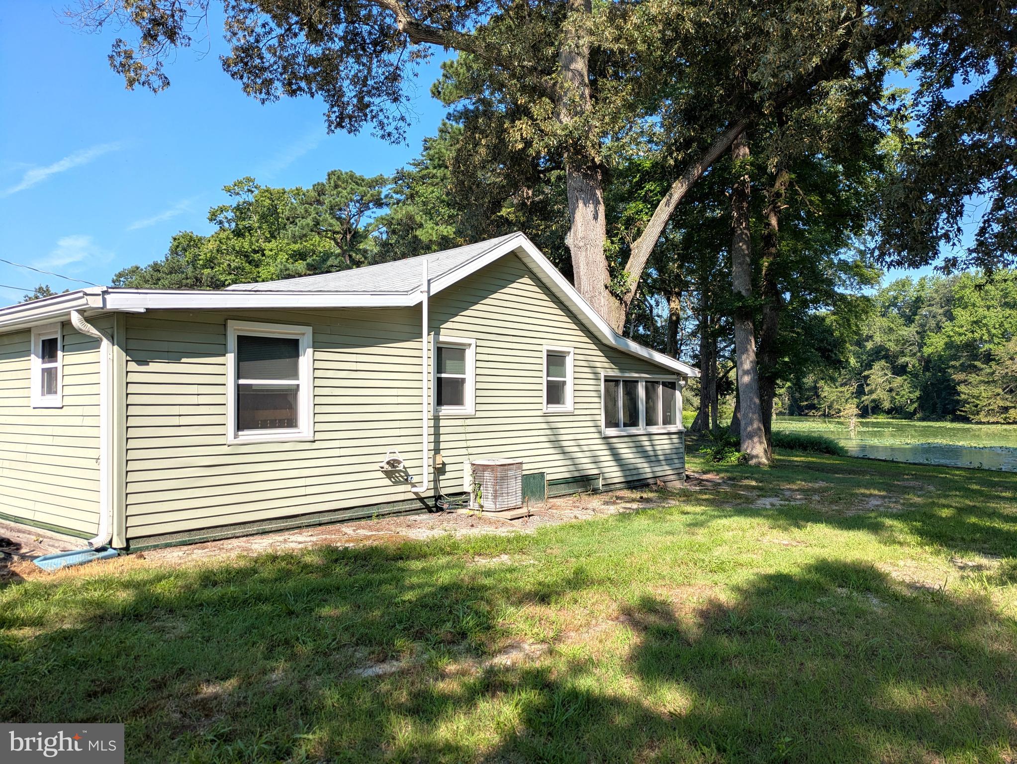 8101 HEARNS POND ROAD