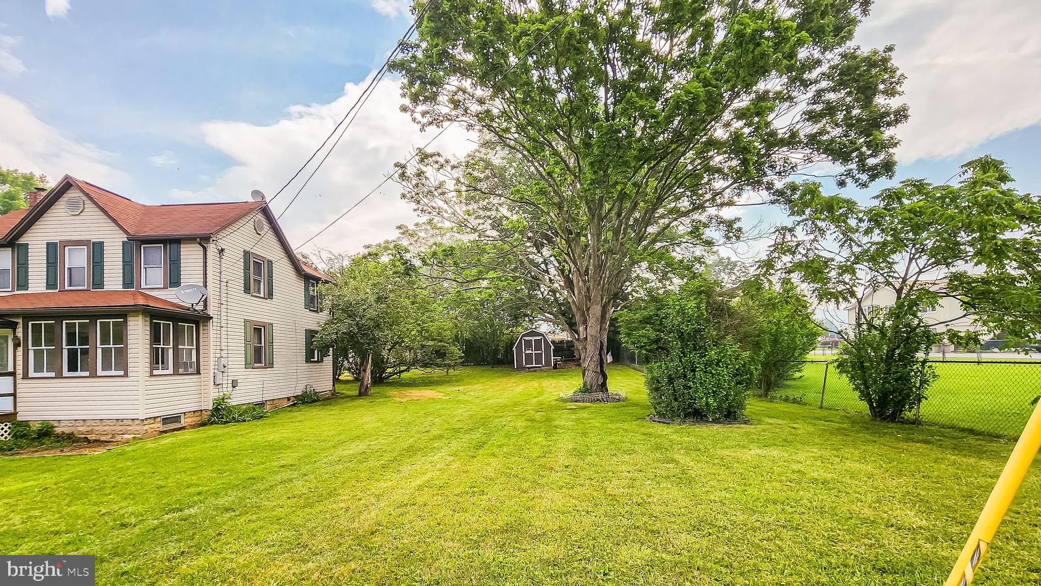 CRESAPTOWN - Residential