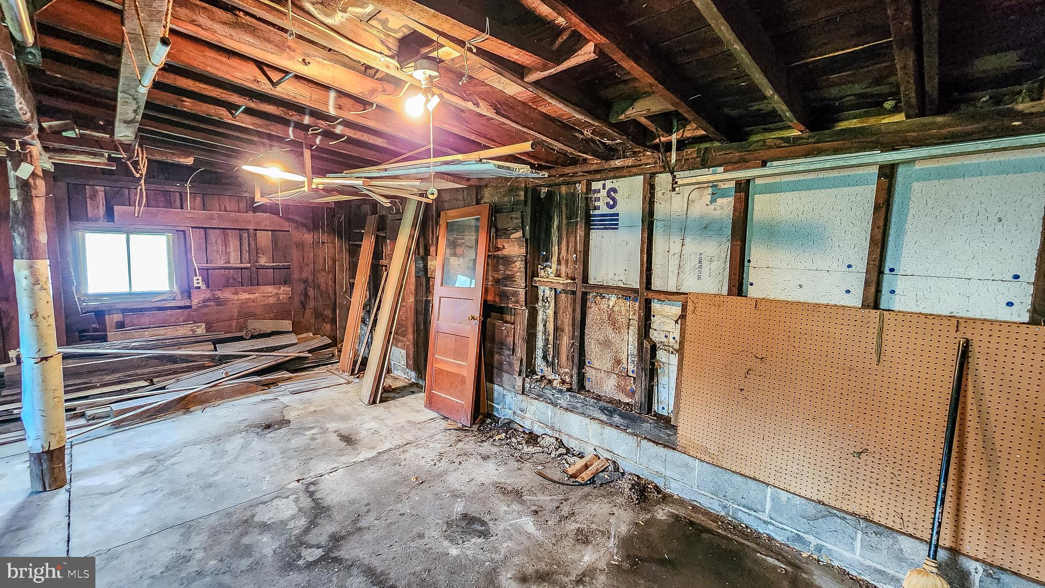 CRESAPTOWN - Residential