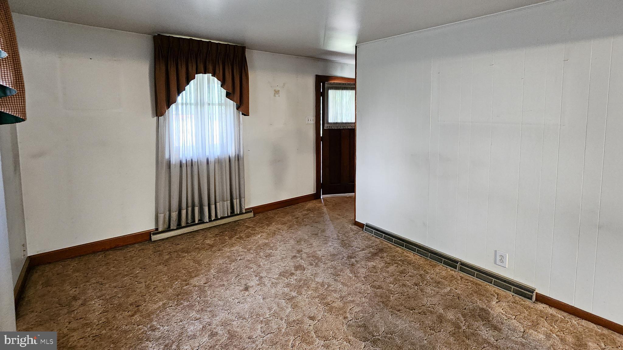 CRESAPTOWN - Residential