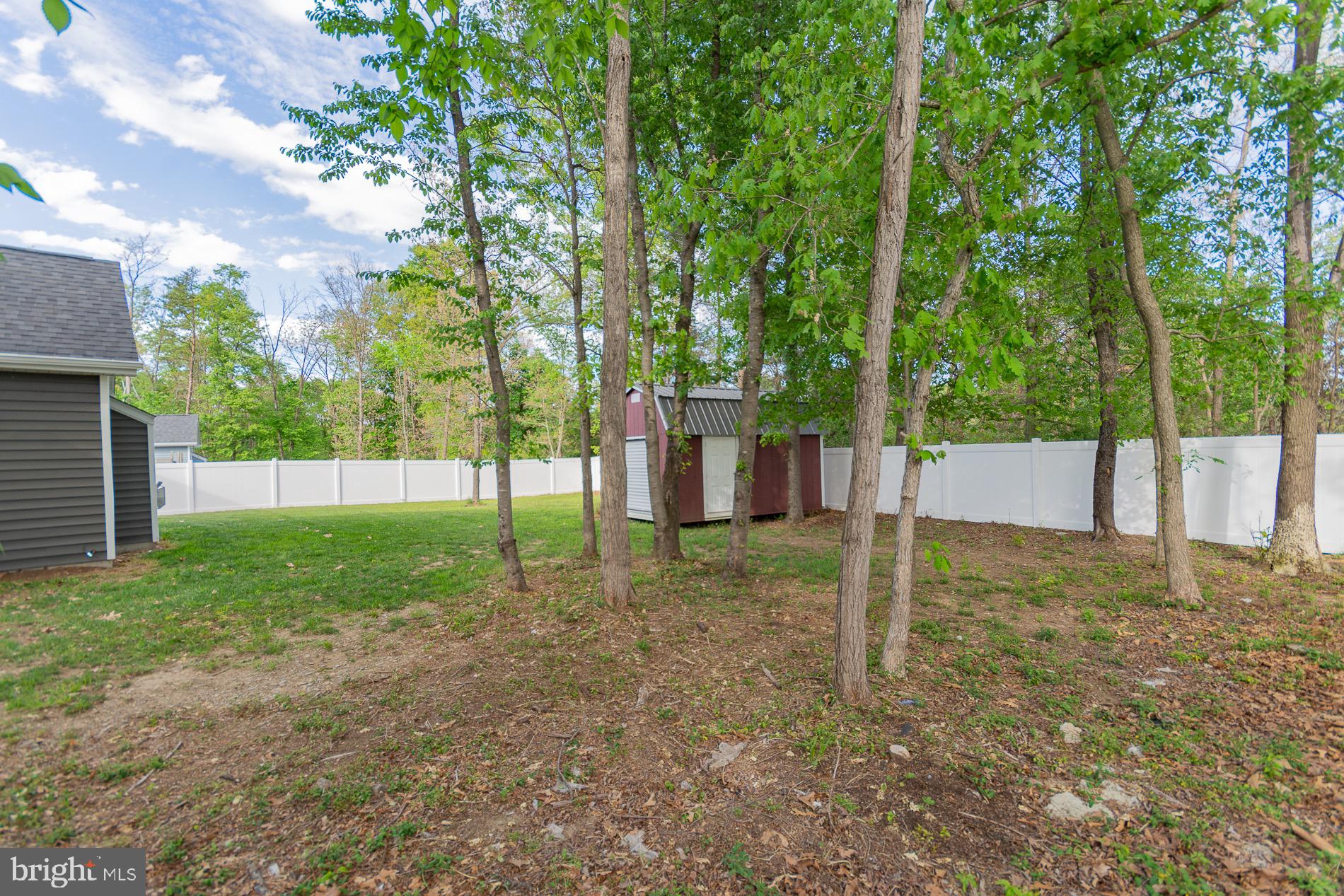 NADENBOUSCH PINES - Residential