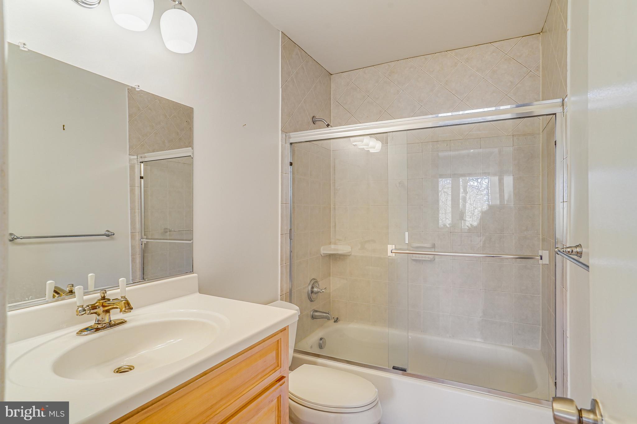 MANTUA - Residential