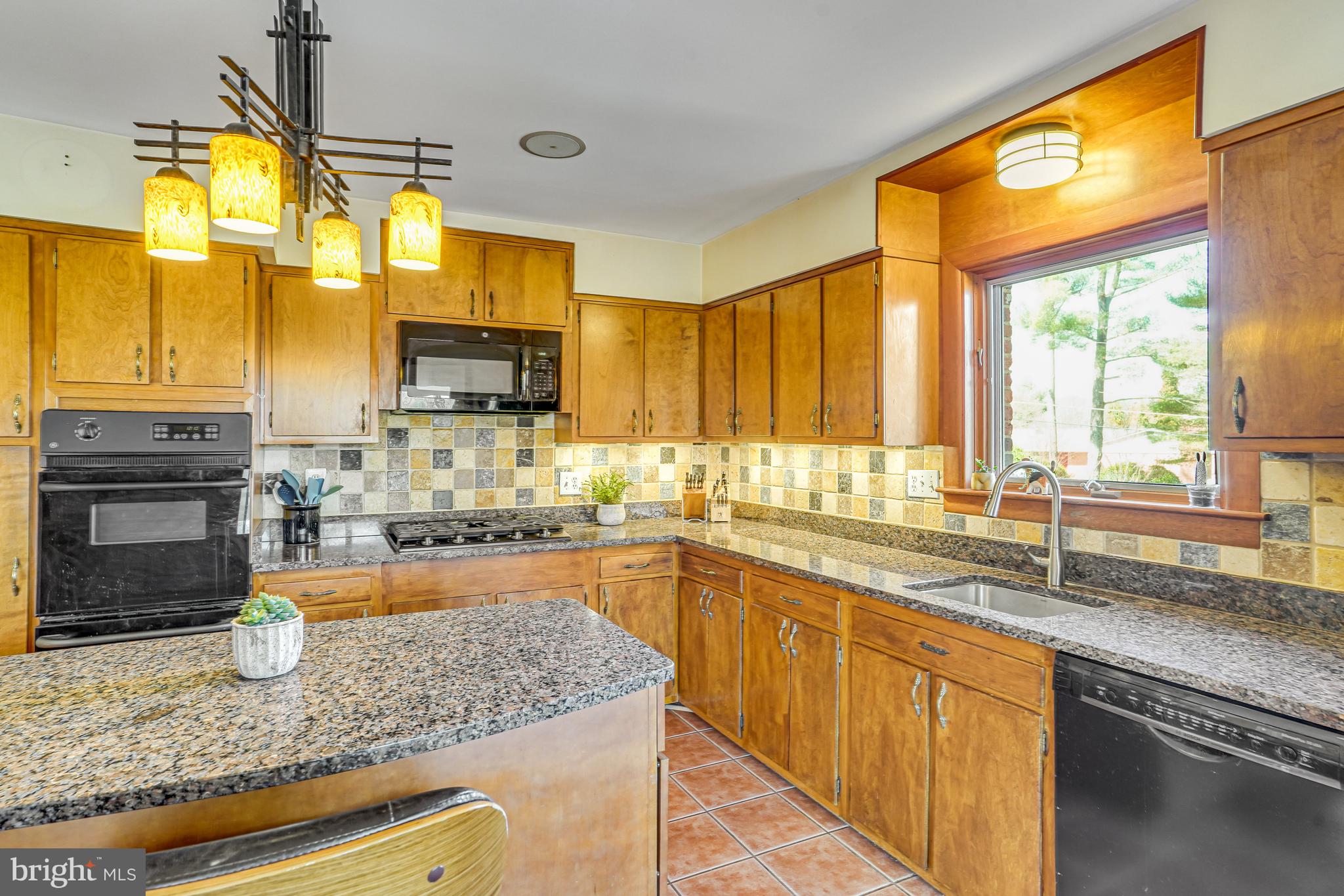 MANTUA - Residential