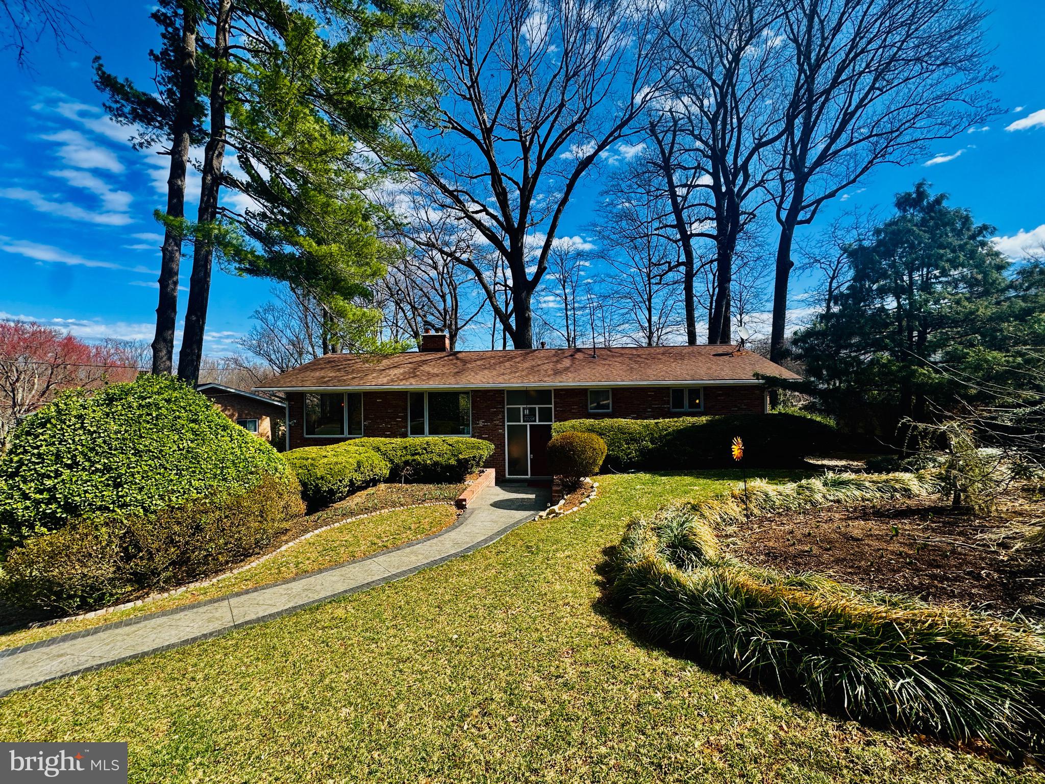 MANTUA - Residential