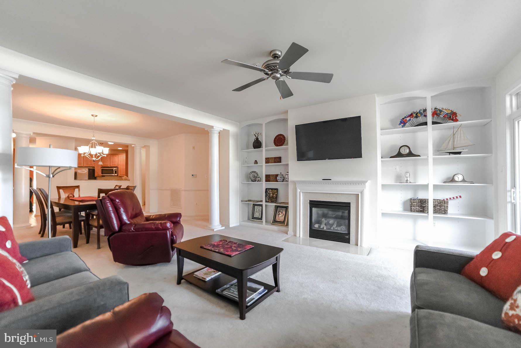 OYSTER BAY CONDOMINIUMS - Residential