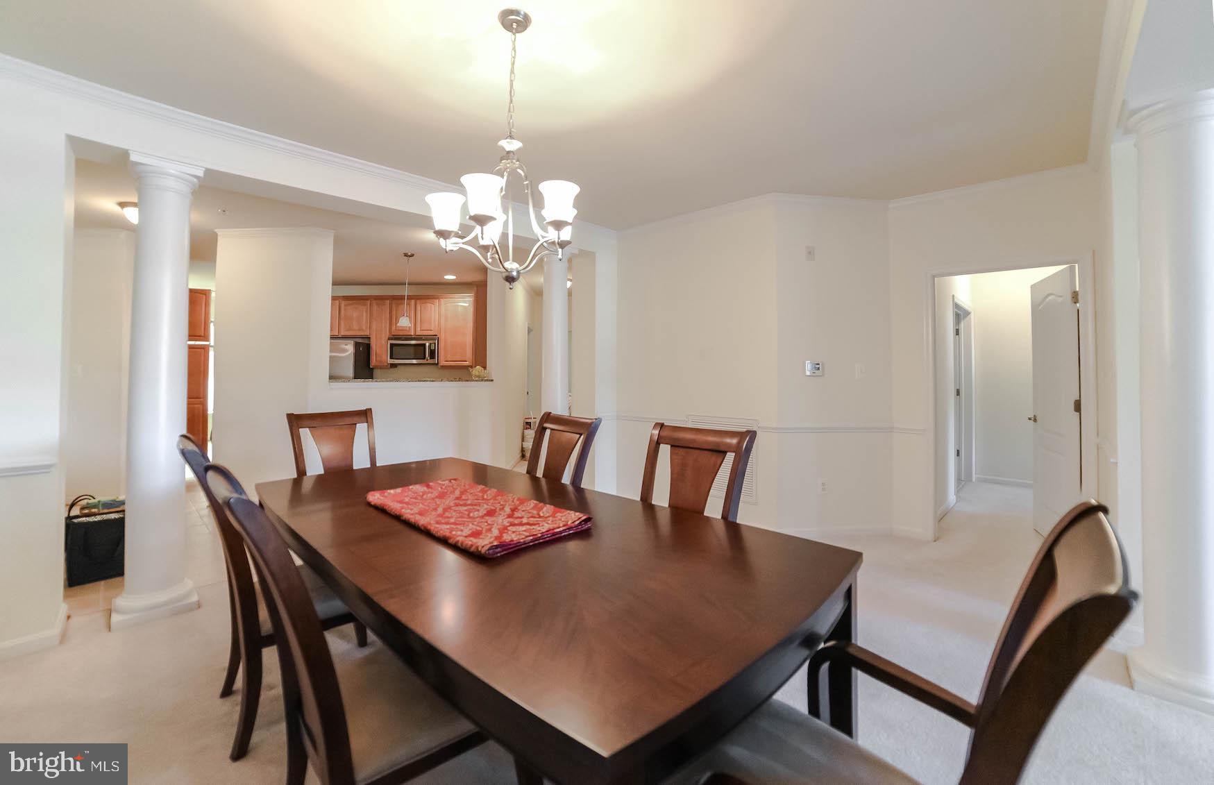 OYSTER BAY CONDOMINIUMS - Residential