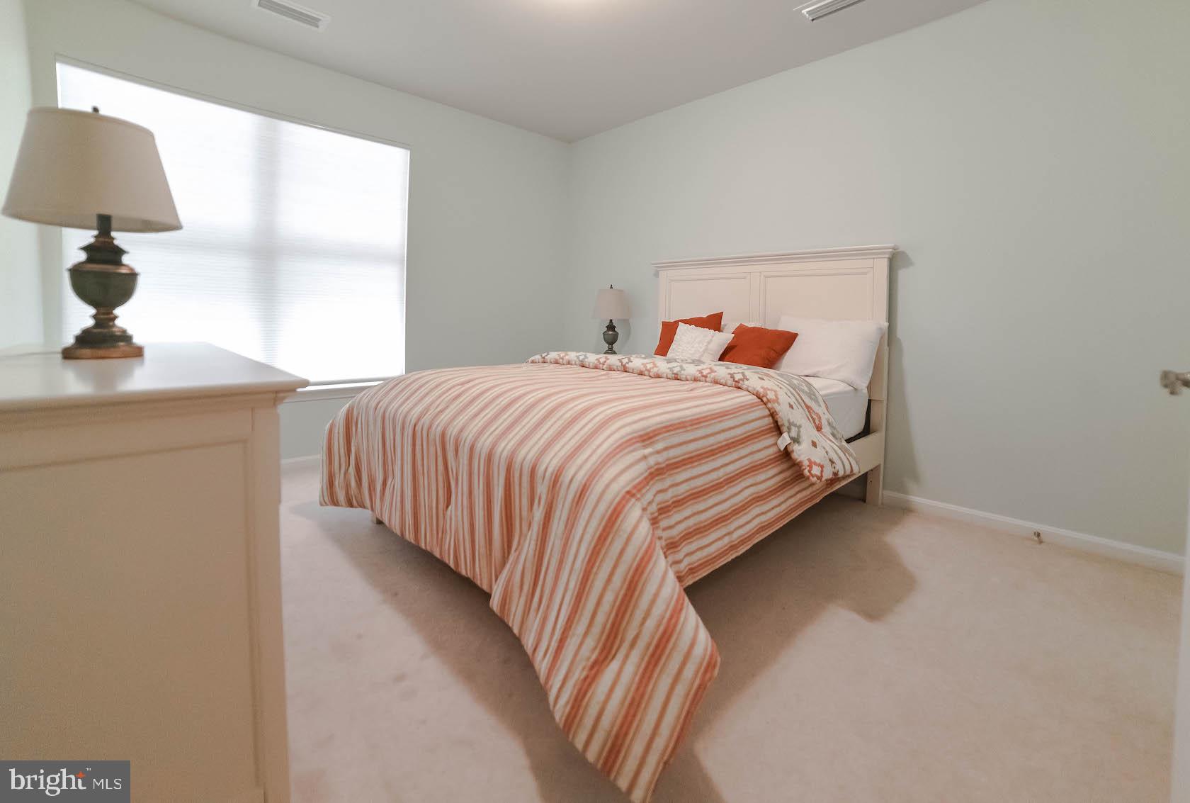 OYSTER BAY CONDOMINIUMS - Residential