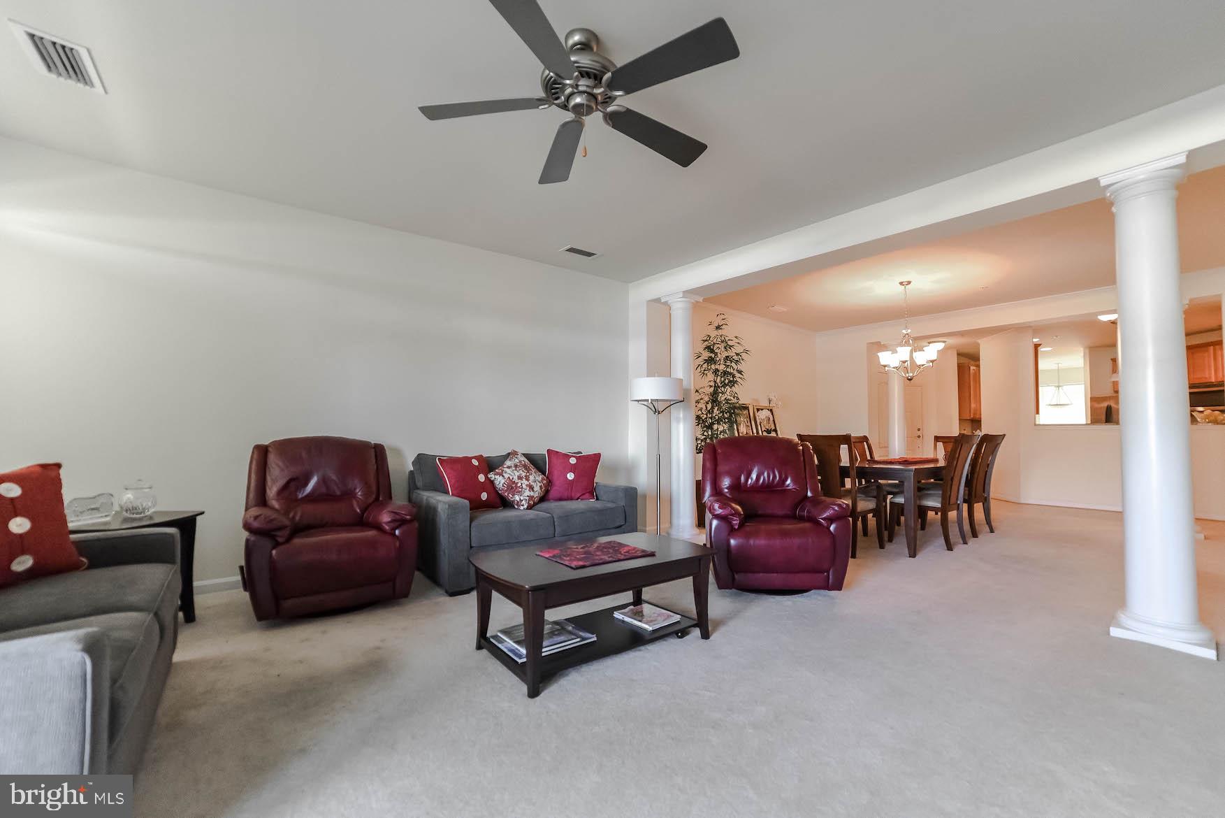 OYSTER BAY CONDOMINIUMS - Residential