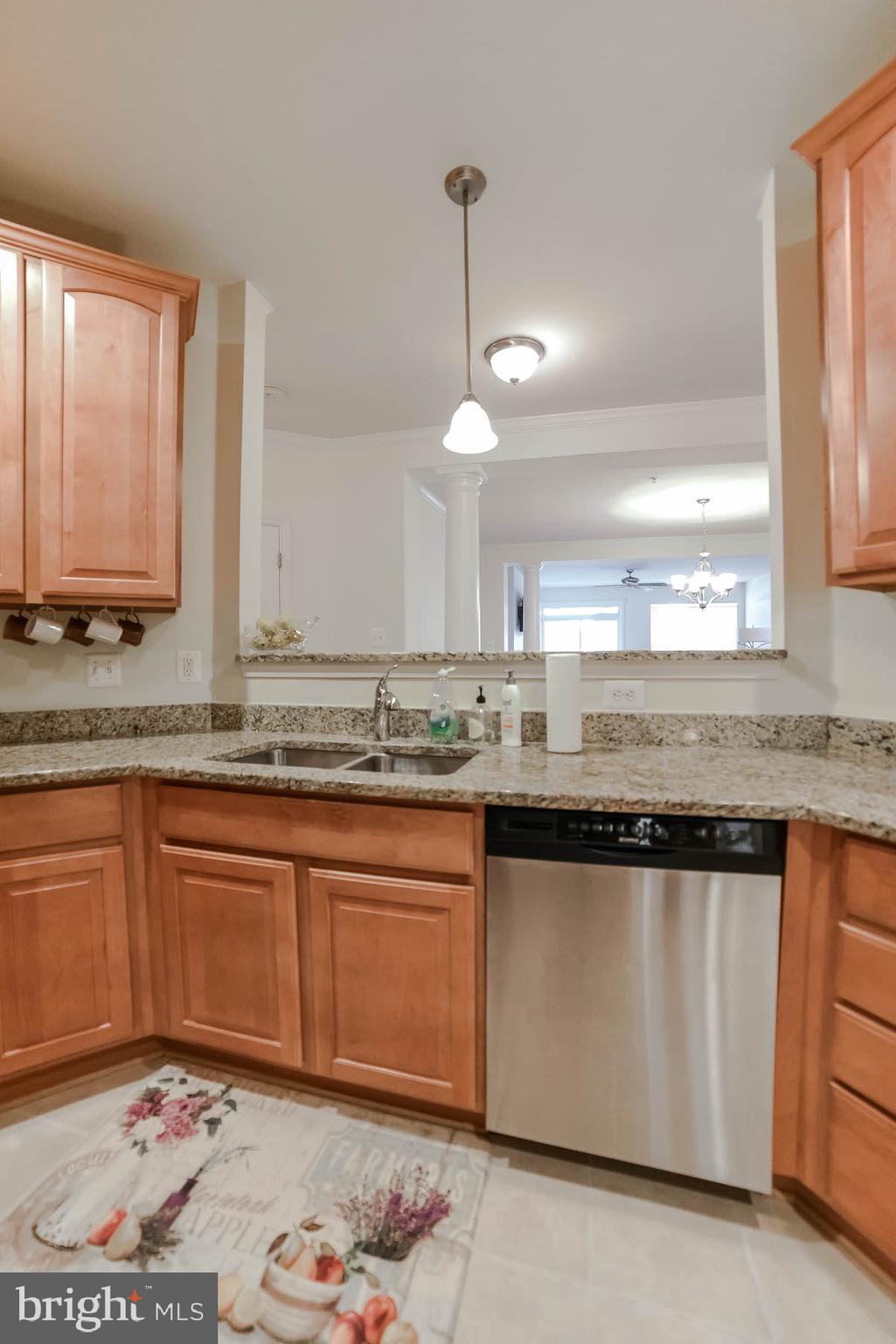 OYSTER BAY CONDOMINIUMS - Residential