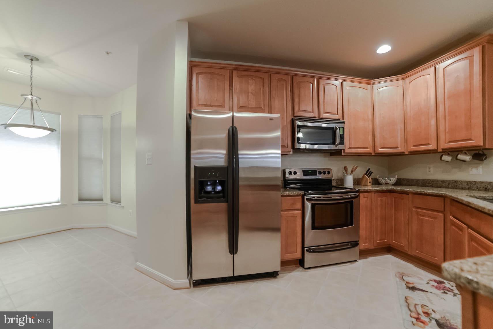 OYSTER BAY CONDOMINIUMS - Residential