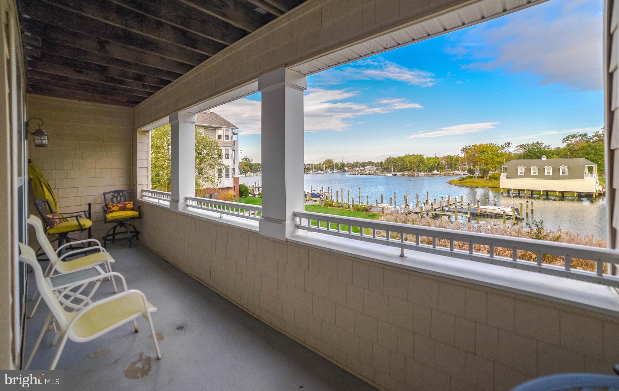 OYSTER BAY CONDOMINIUMS - Residential