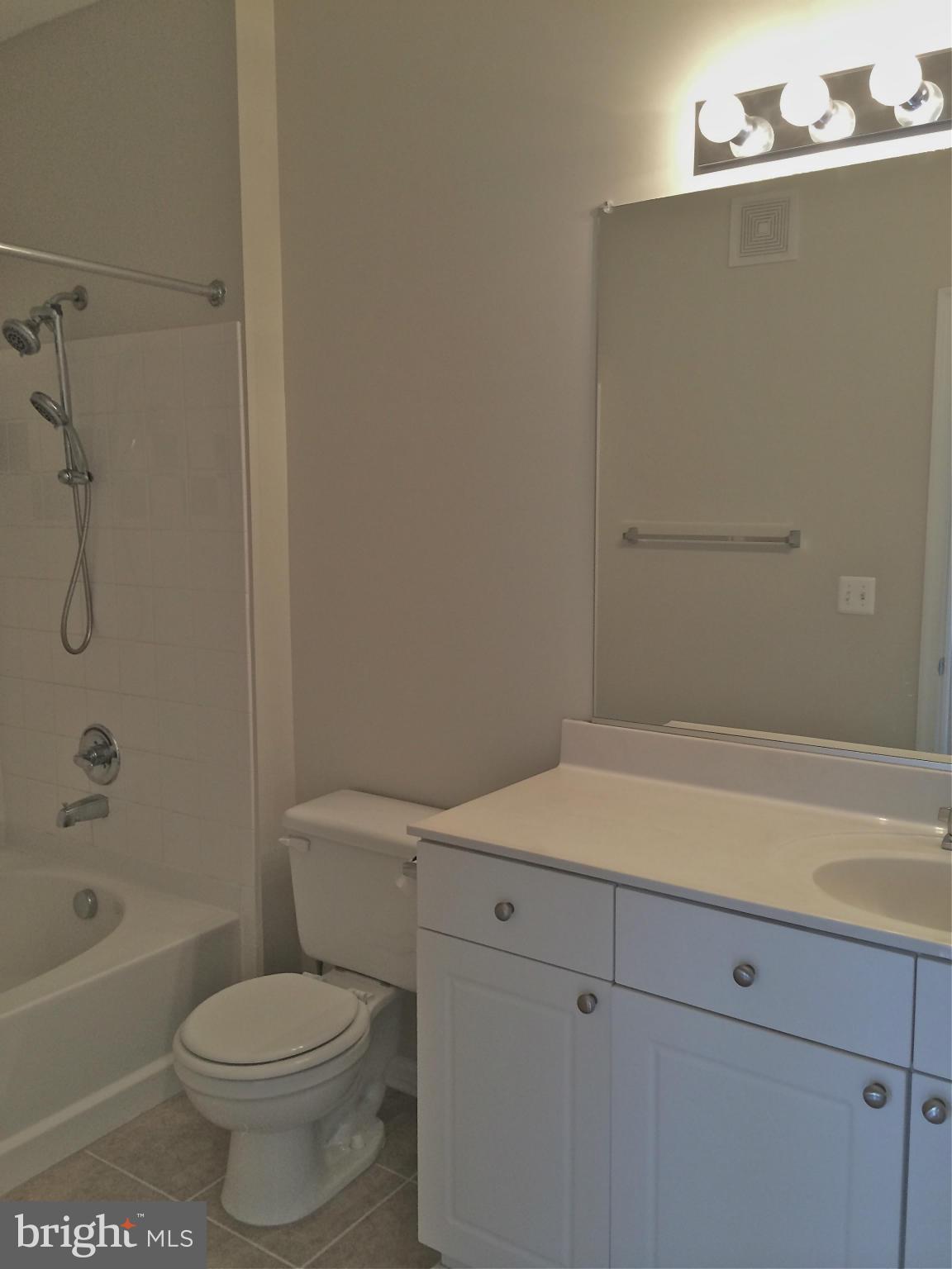 FAIRFAX RIDGE - Residential