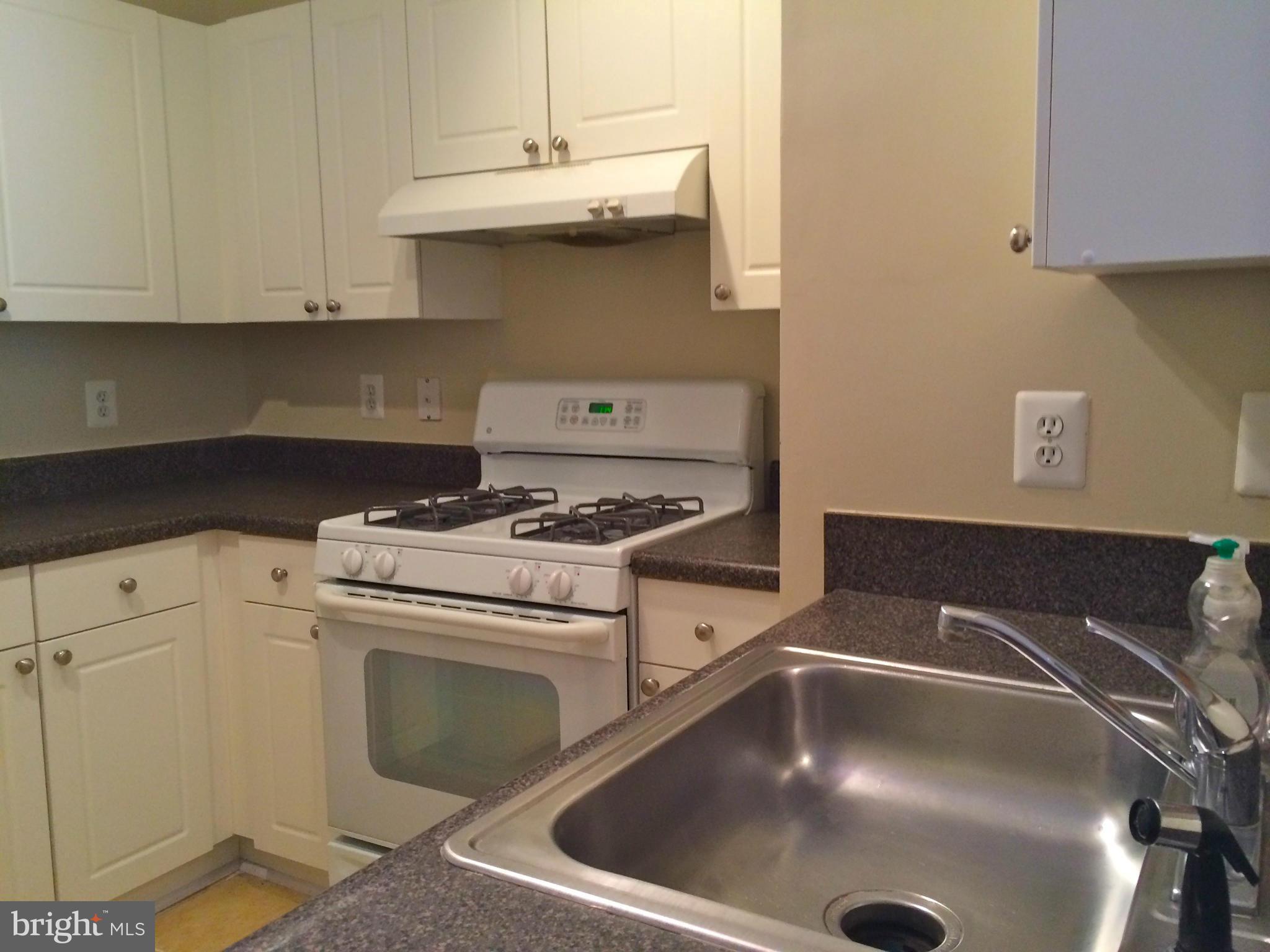 FAIRFAX RIDGE - Residential