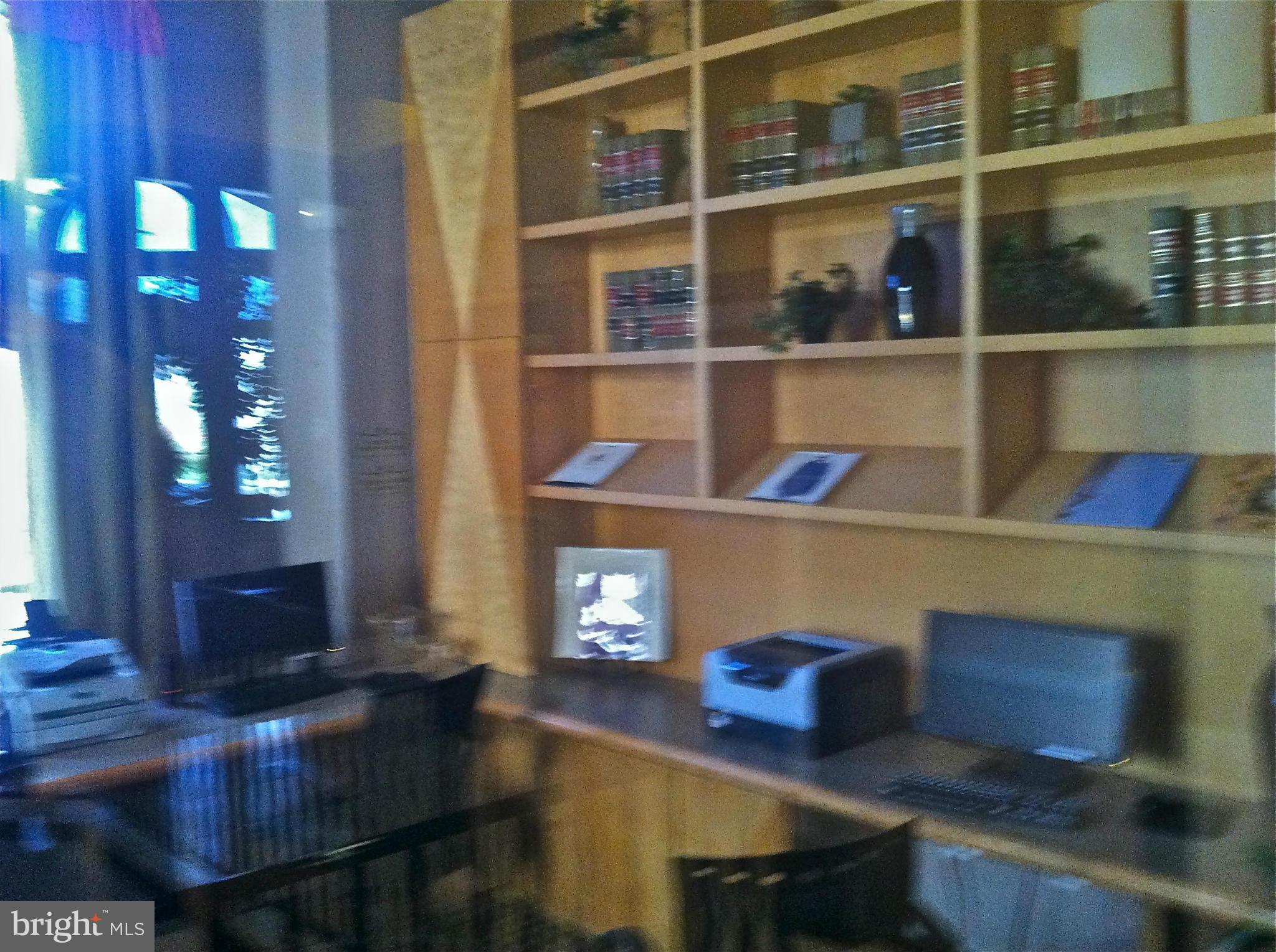 FAIRFAX RIDGE - Residential