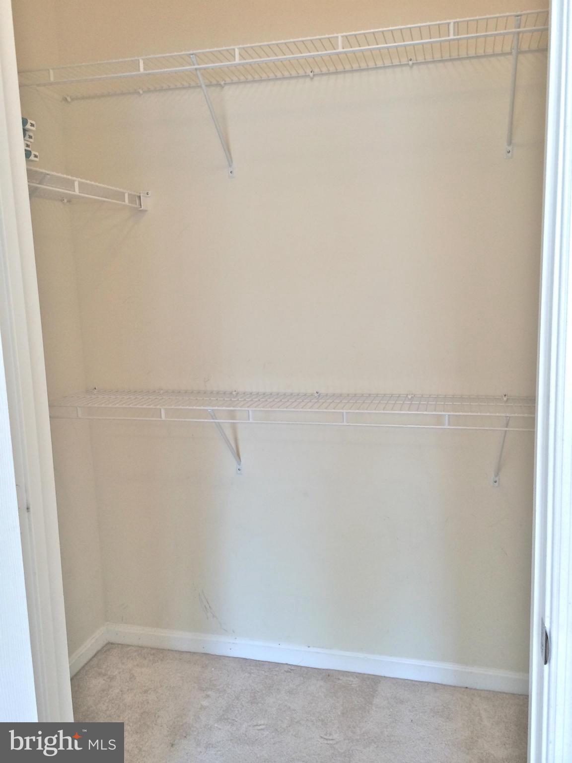 FAIRFAX RIDGE - Residential