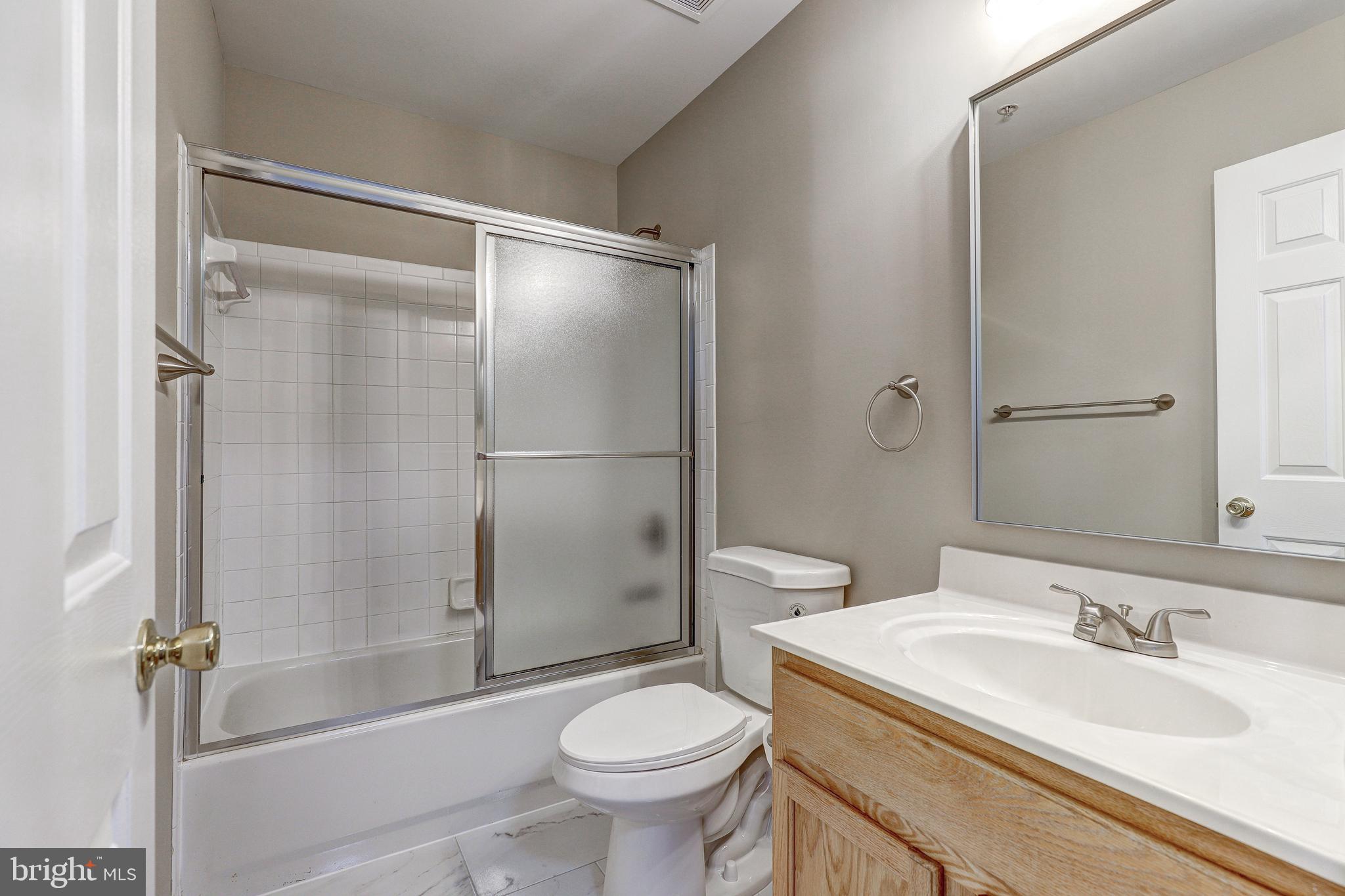 CROSSWELL FARMS - Residential Lease