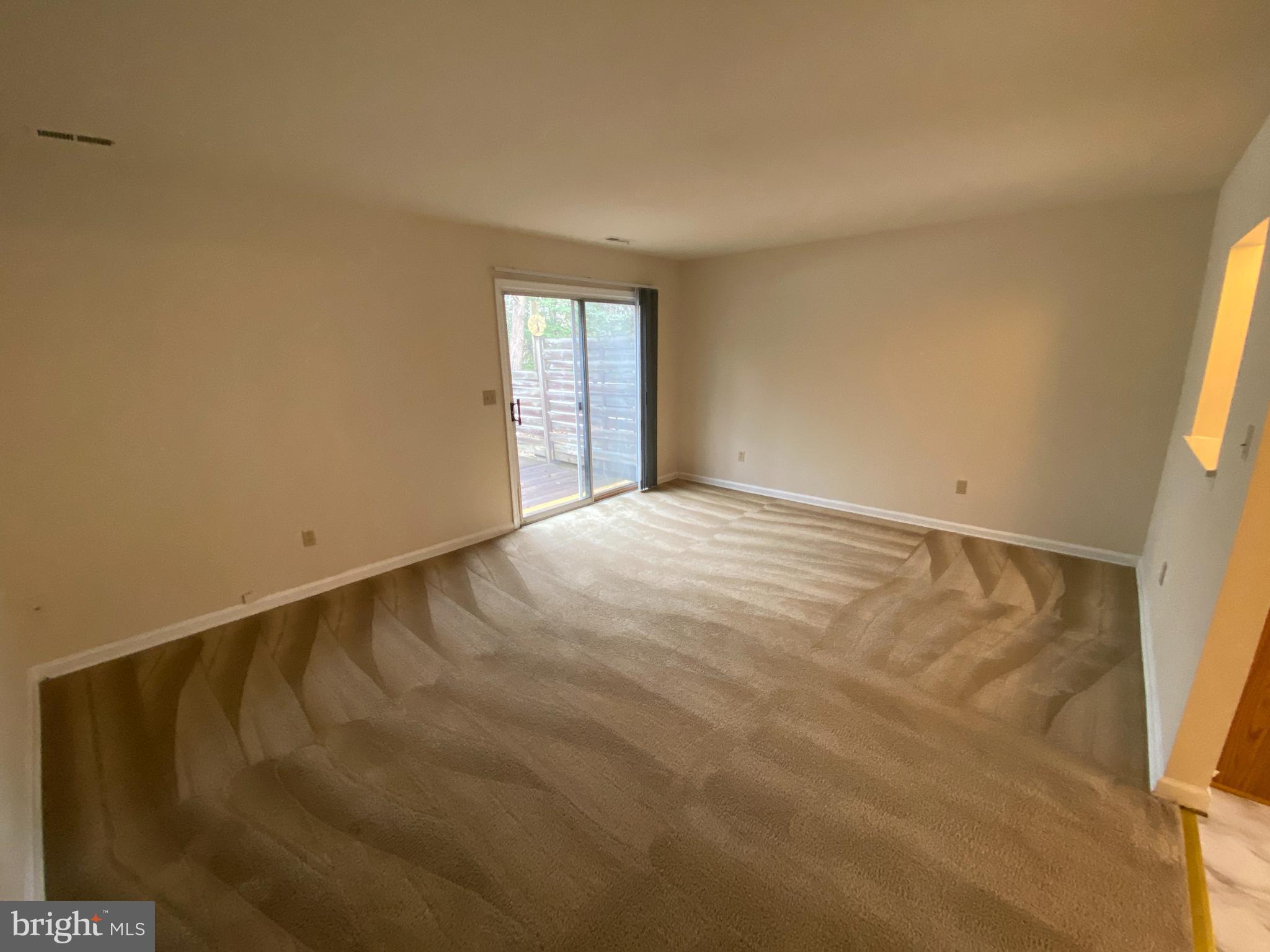 KINGS WOOD TOWNHOUSES - Residential Lease