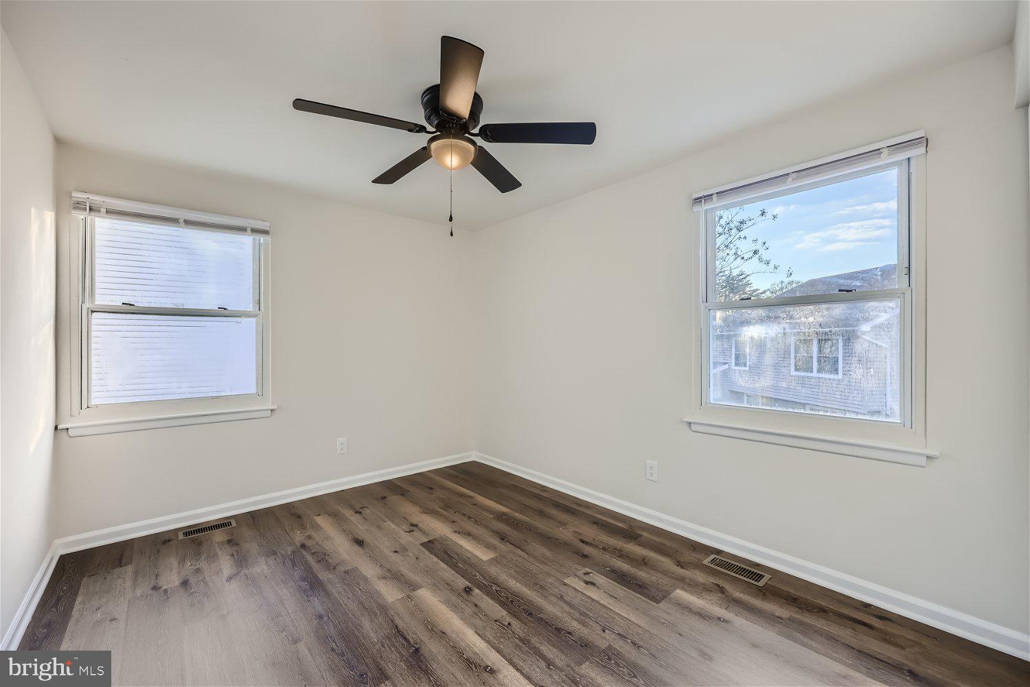 KINGS COURT - Residential