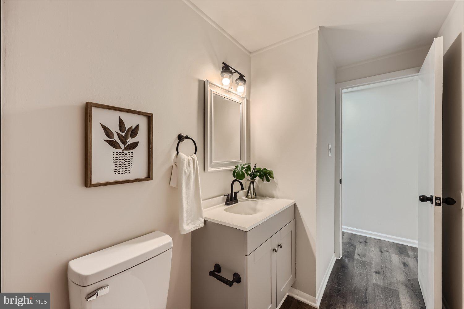 KINGS COURT - Residential