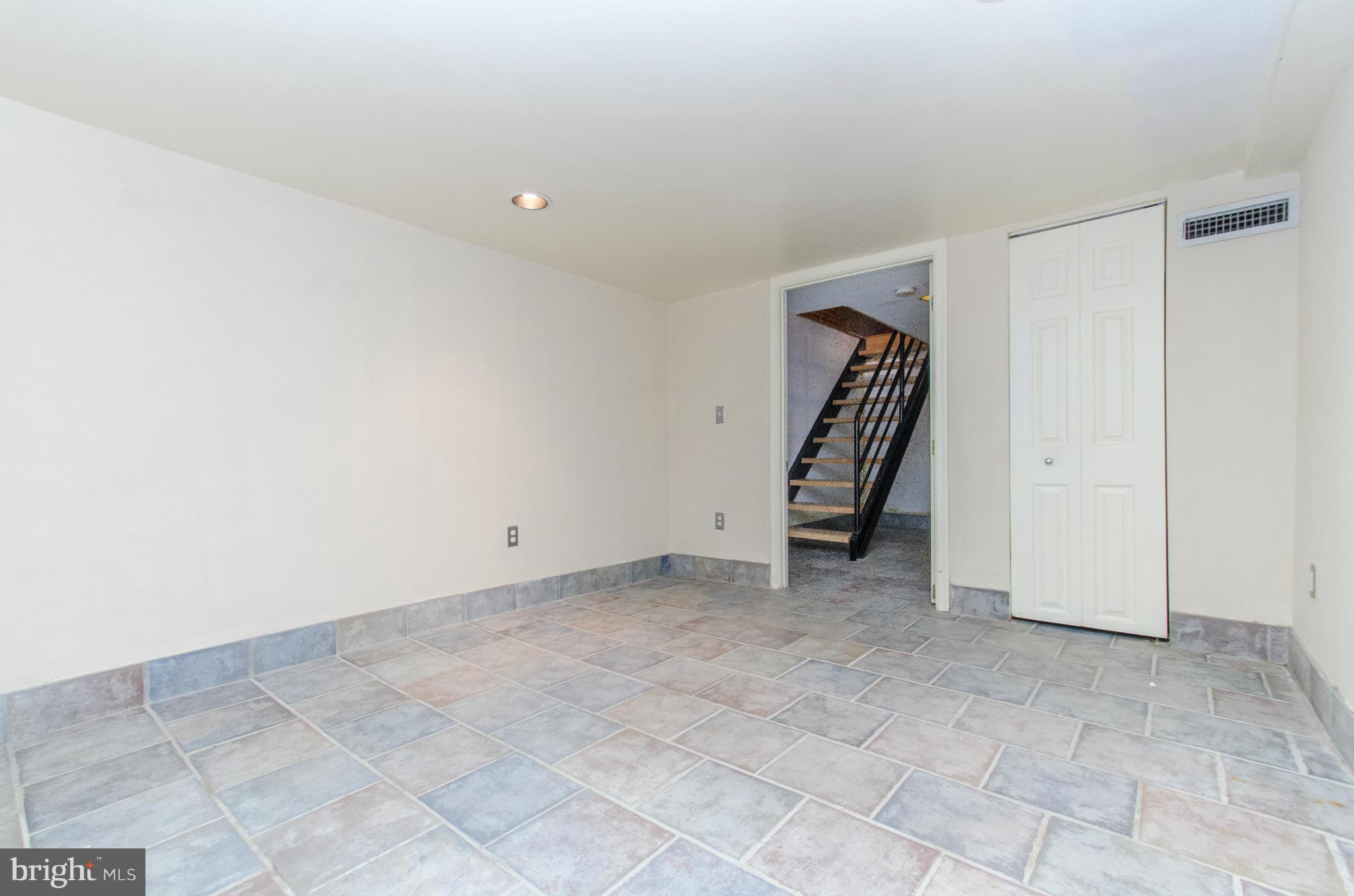 CANTON - Residential Lease