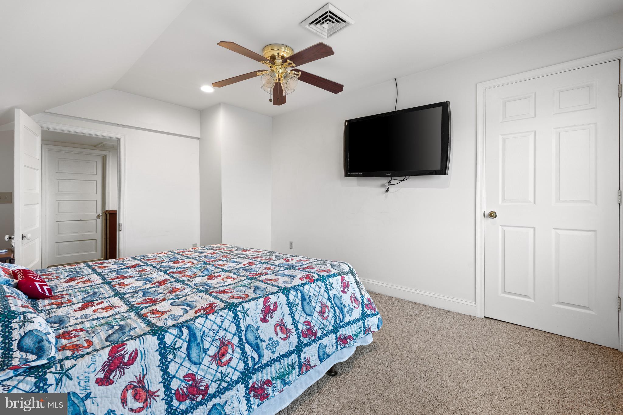 FISHING CREEK - Residential