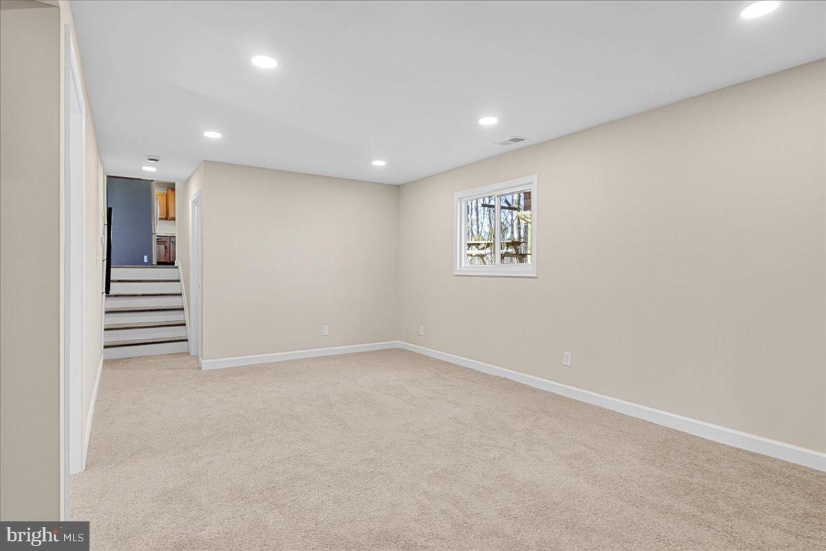 HICKORY HILL ESTATES - Residential