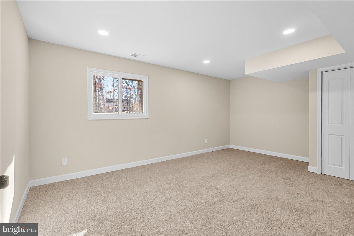 HICKORY HILL ESTATES - Residential