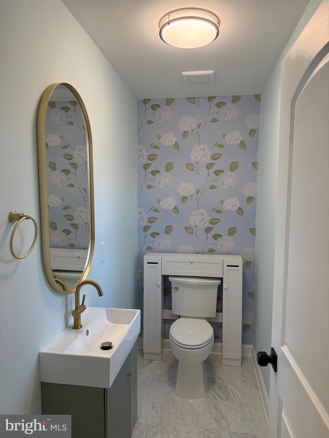 HICKORY HILL ESTATES - Residential