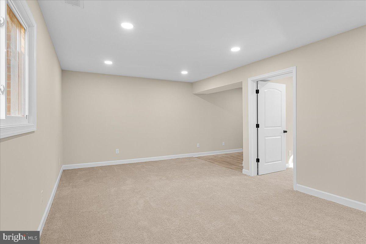 HICKORY HILL ESTATES - Residential