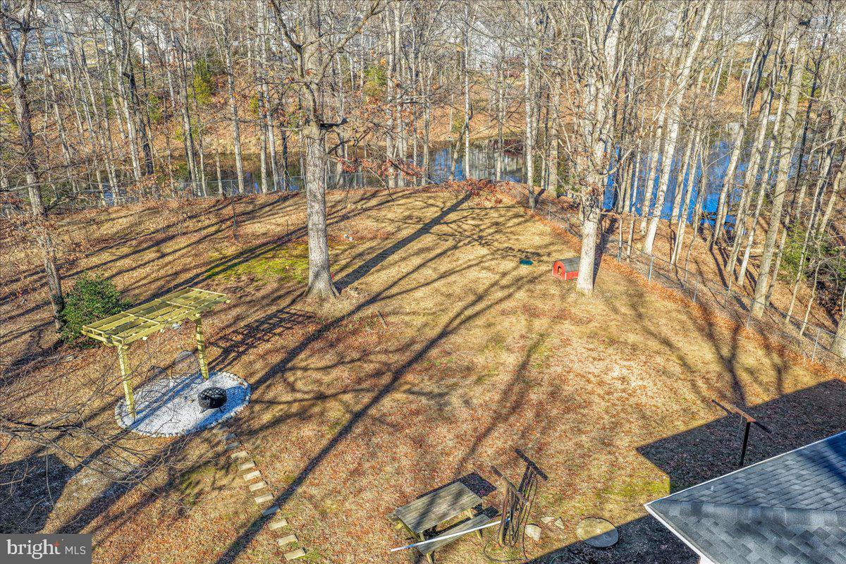 HICKORY HILL ESTATES - Residential