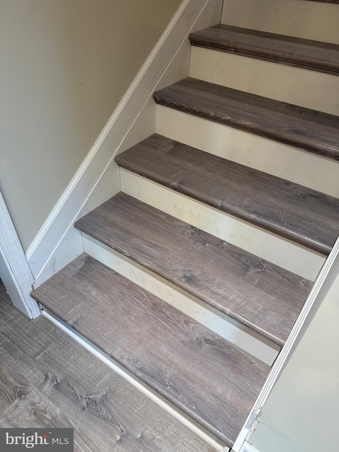 HICKORY HILL ESTATES - Residential